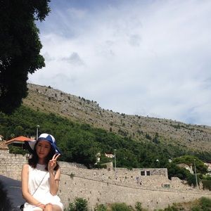 Meet your Posher, Yoonyoung